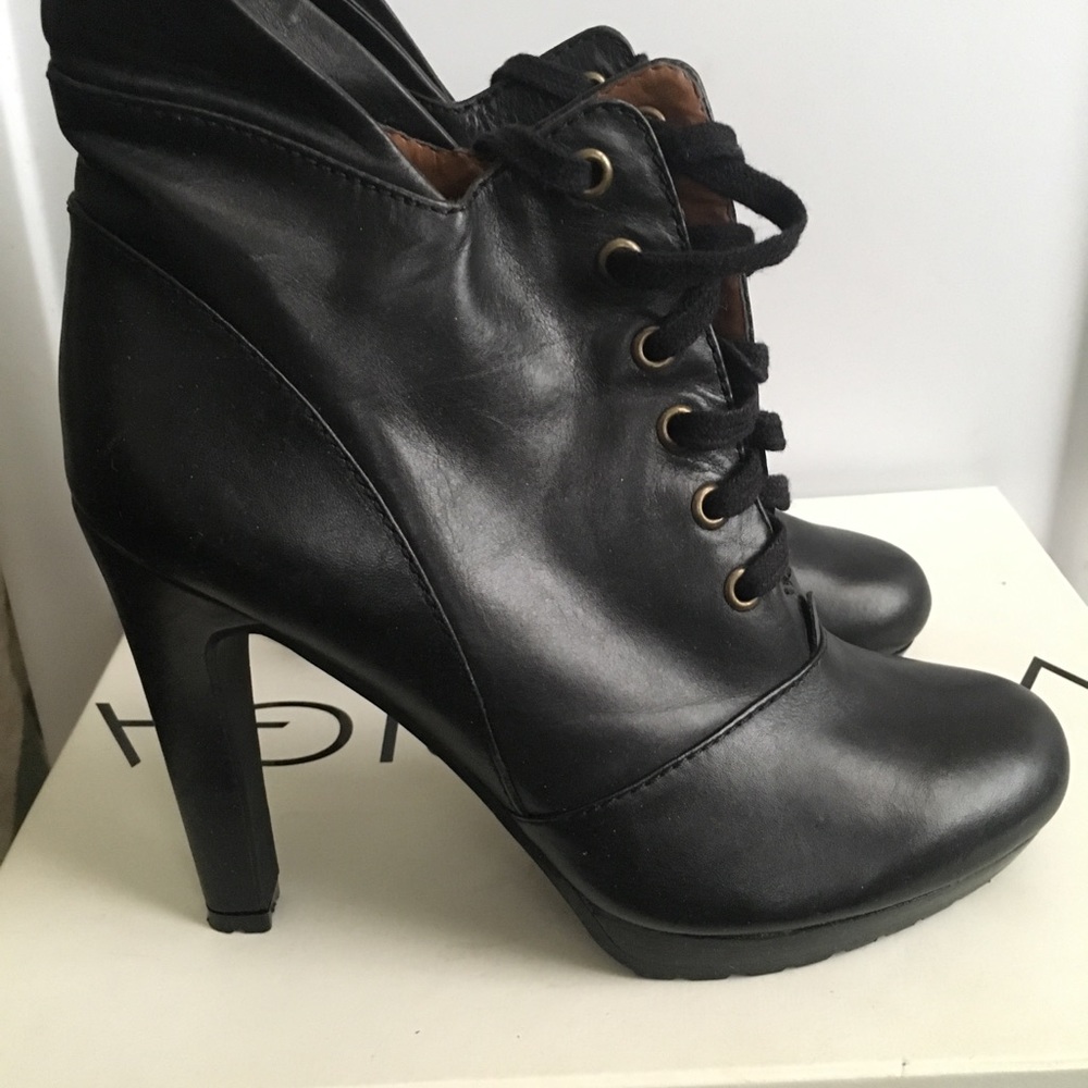 MRKT Platform bootie size 8.5 gently used